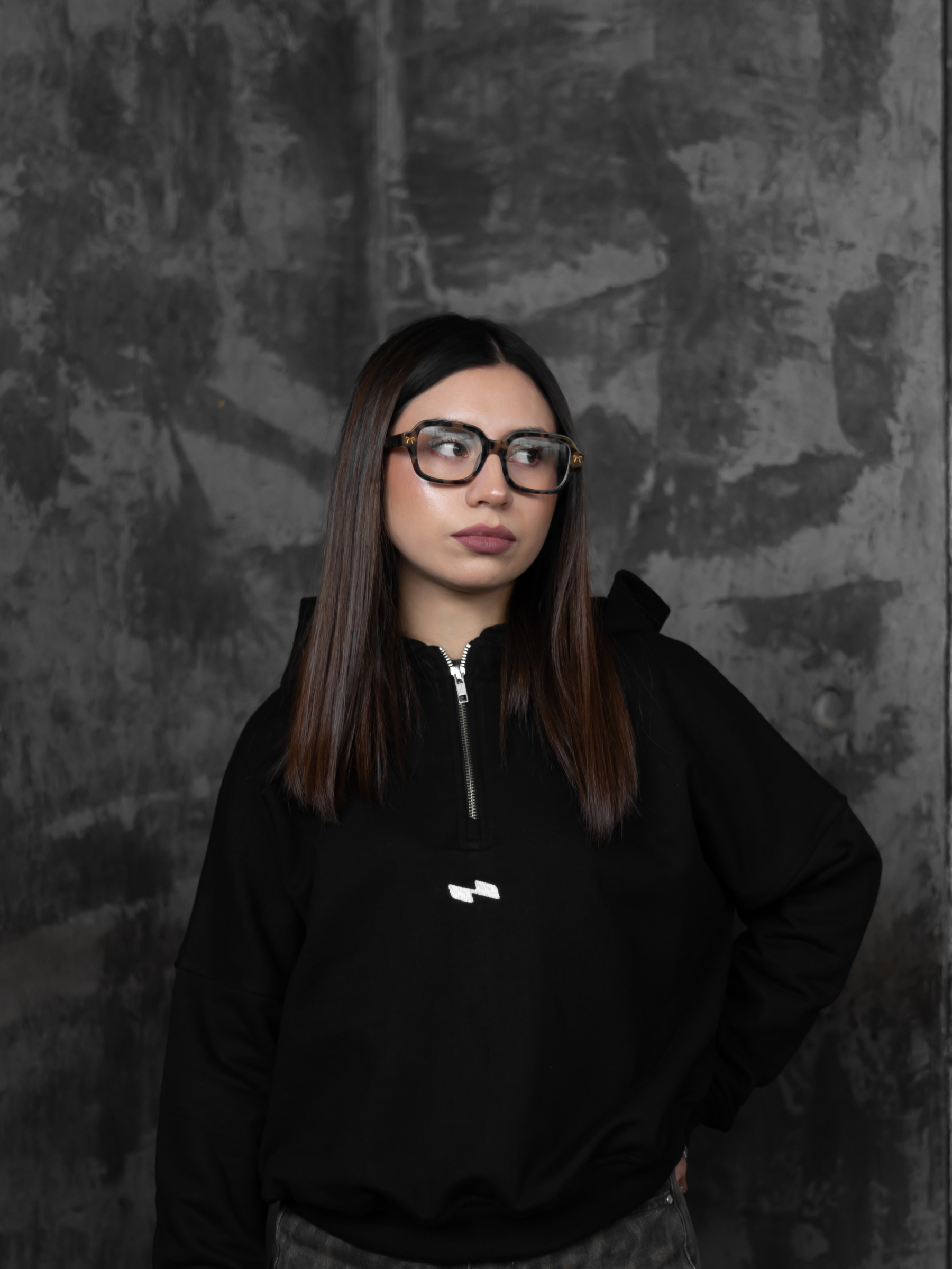 Hoodie Medio Zip Boxy Fit V.02